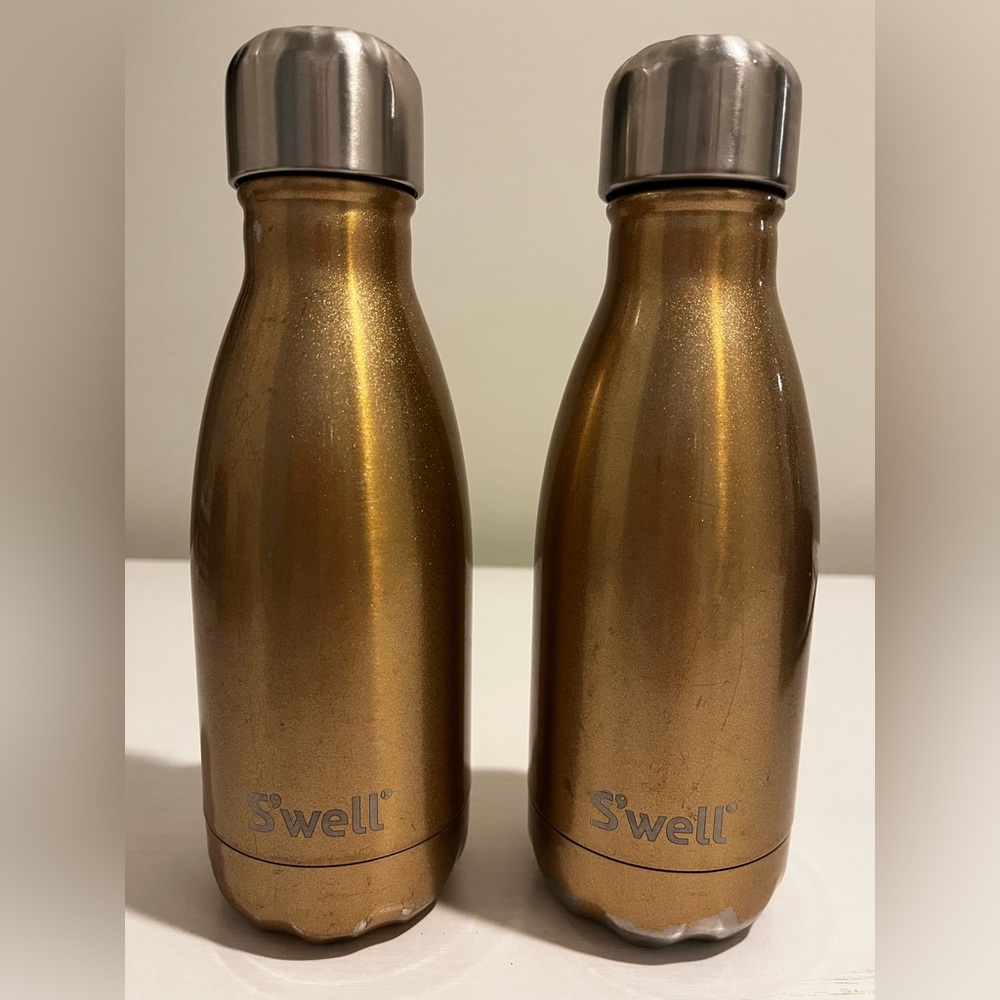 2 9oz s’well bottles champagne
